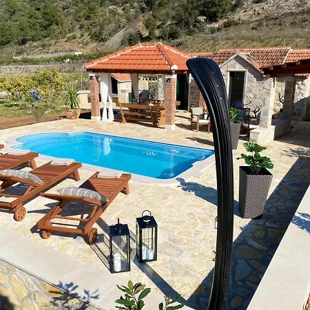 Holiday House With A Swimming Pool Postira, Brac - 11886 Vikendica Postira